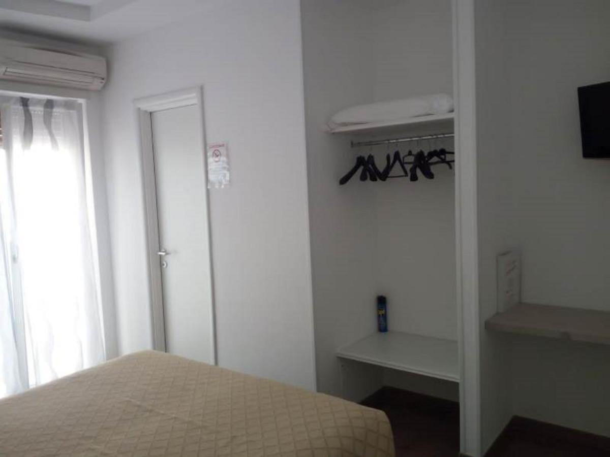 Il Girasole Hotel Terracina Exterior photo