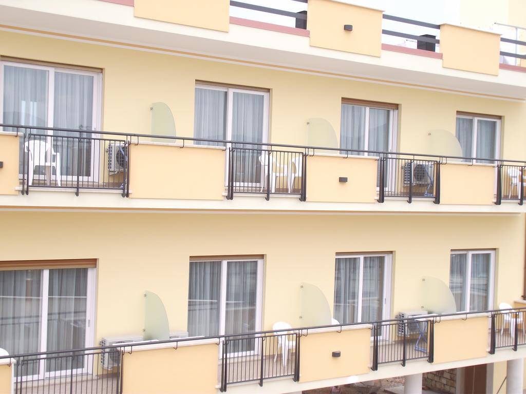 Il Girasole Hotel Terracina Exterior photo