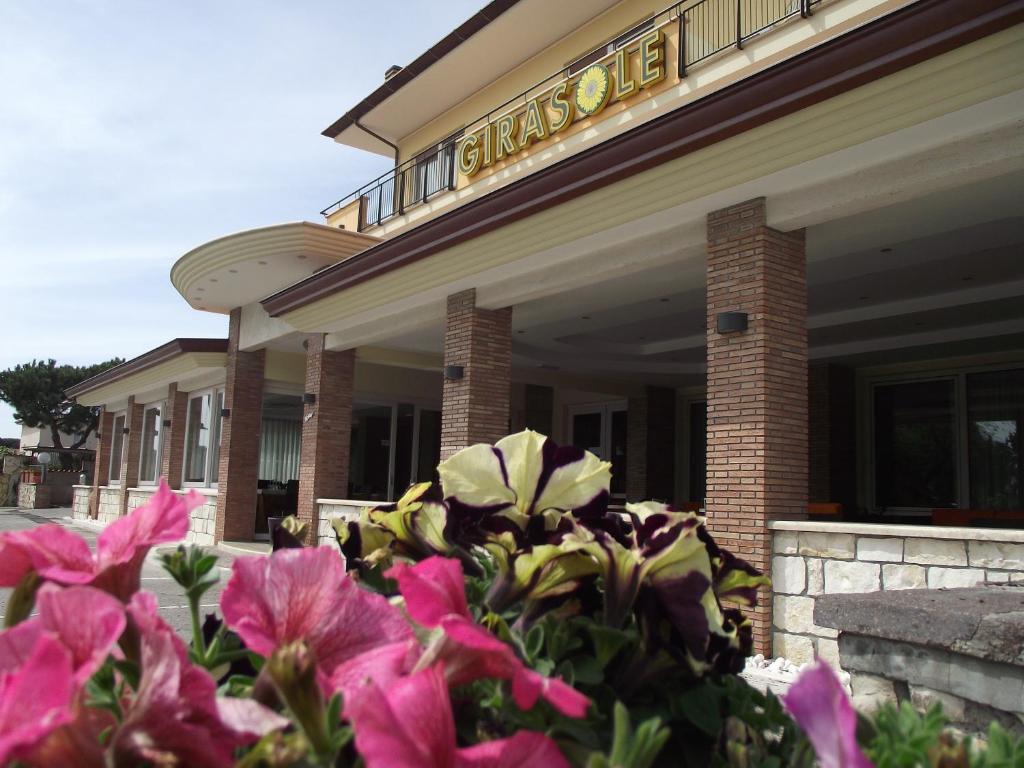 Il Girasole Hotel Terracina Exterior photo